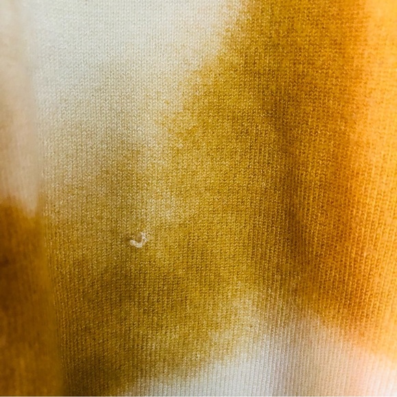 Revolves Marled Mustard Yellow Tye Dye woman Size L - Picture 4 of 5